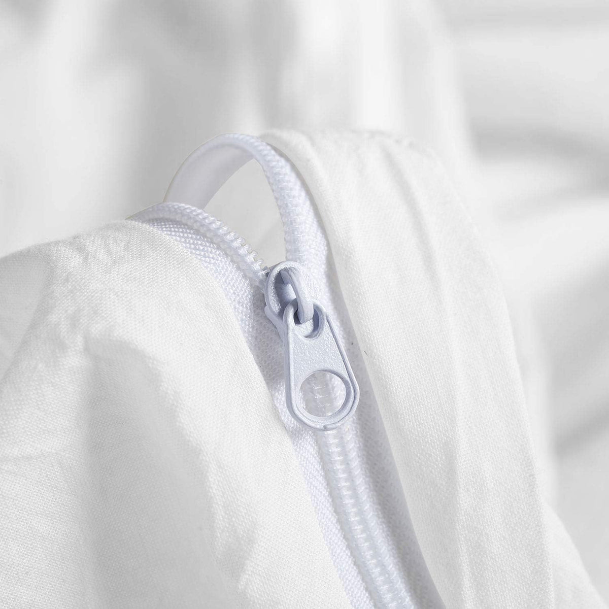 White Queen 4 Piece Microfiber Bed Sheet Set P343221