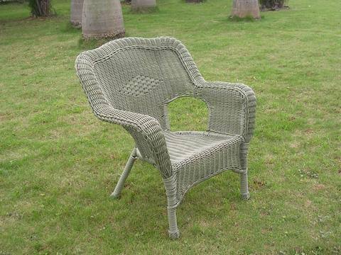 Resin Wicker Patio Chairs Set of 2 G4461