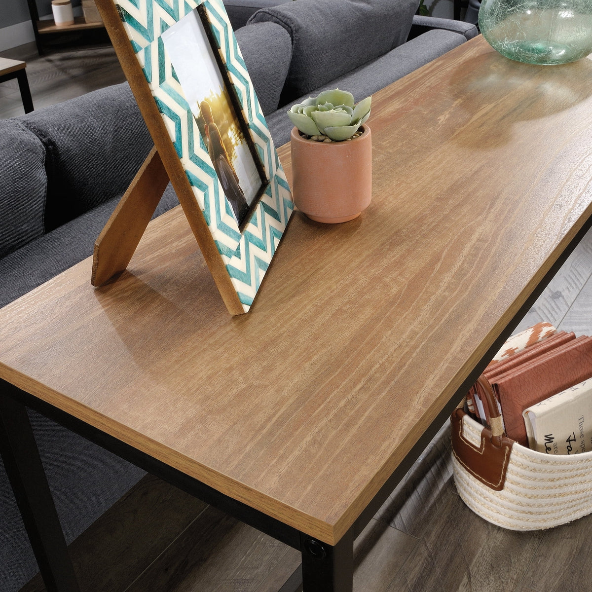 Sofa Table F9953