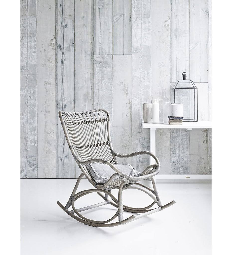 Antique Rocking Chair Y361