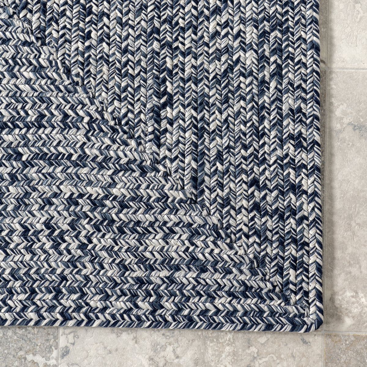 Navy Braided Indoor/Outdoor Area Rug P72607