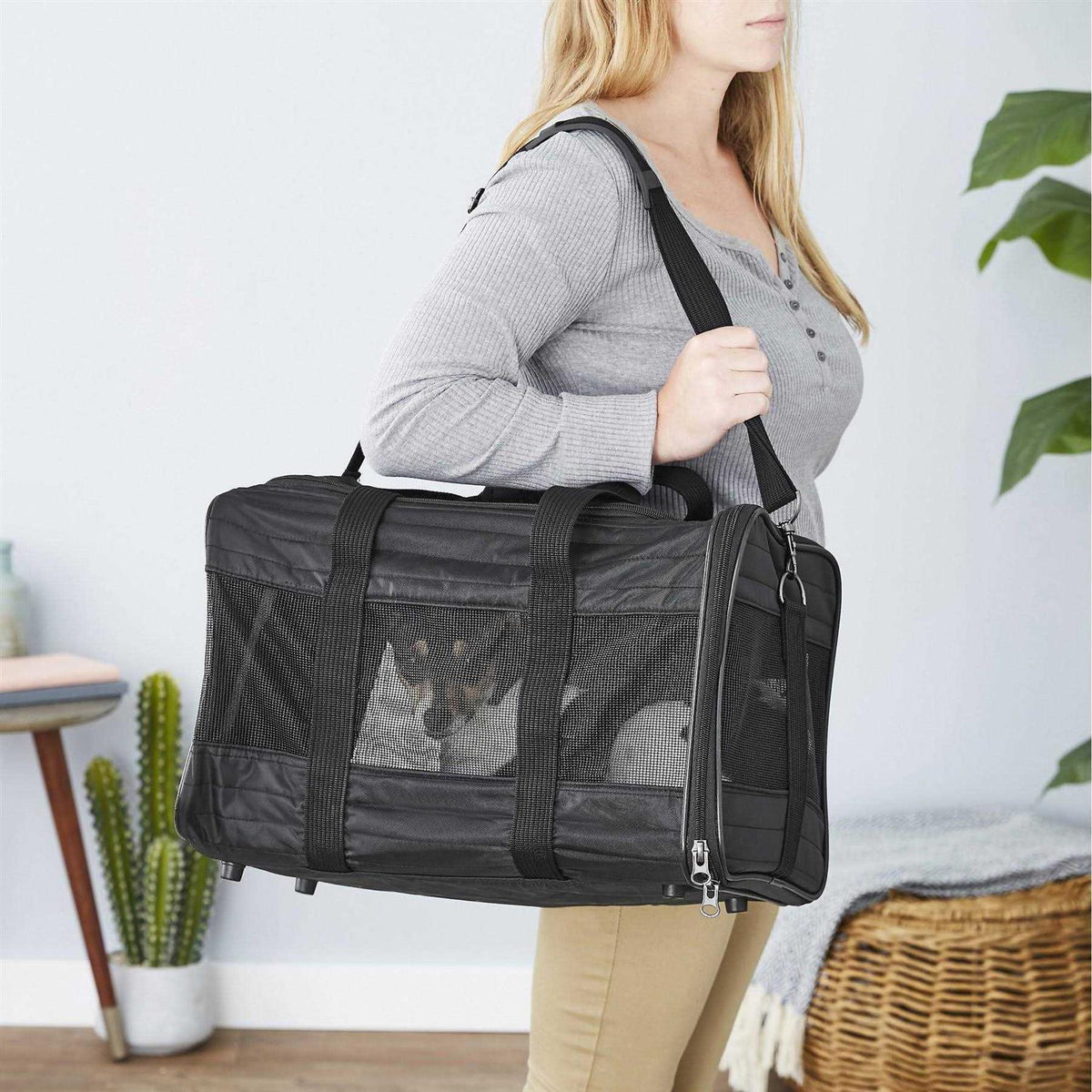 Premium Travel Dog & Cat Carrier Bag W69952