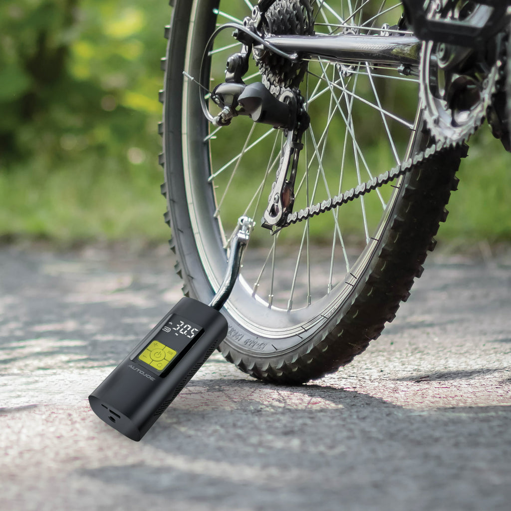 Cordless Digital Air Pump Inflator with Power Bank, 140-PSI V334936
