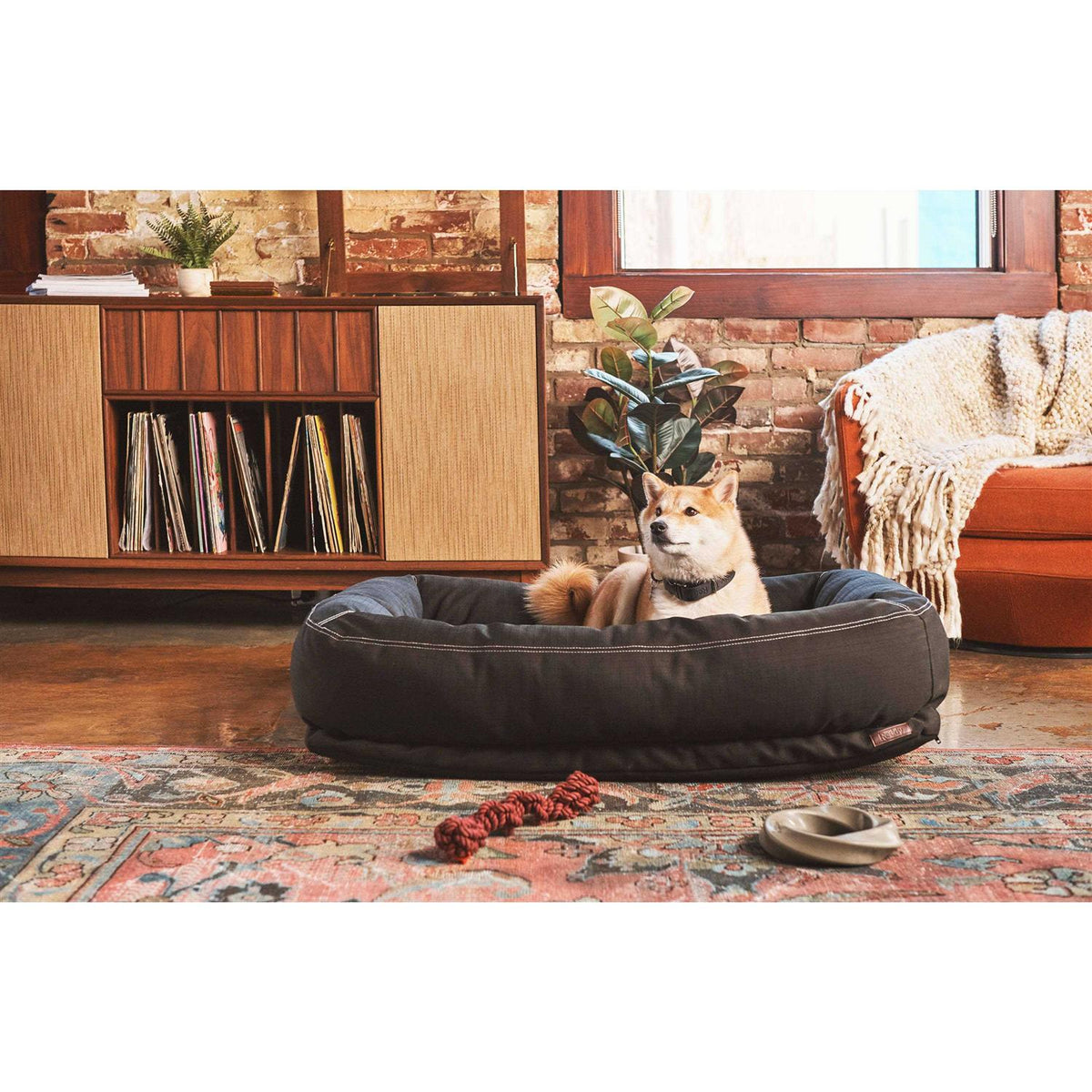 Indoor/Outdoor Dog Bed J2579