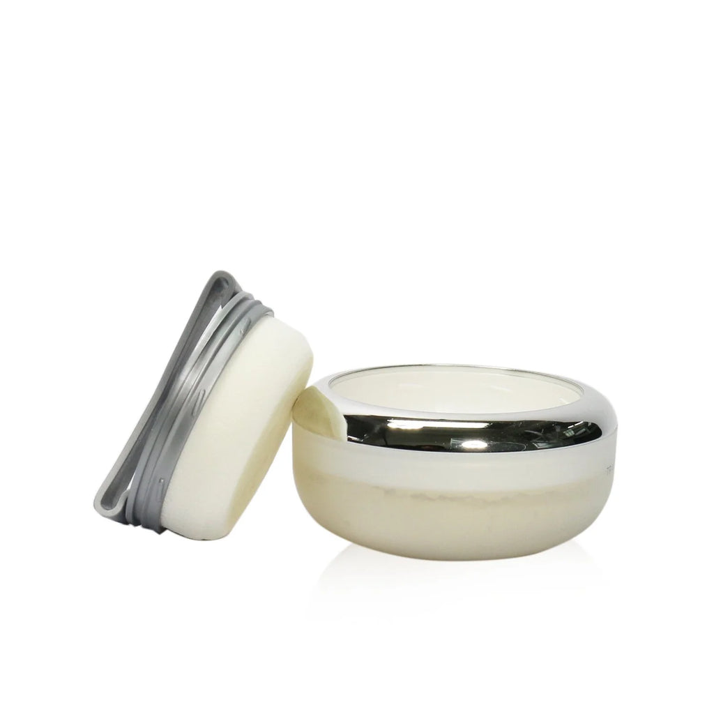 Translucent Loose Setting Powder with Built In Sponge R232237