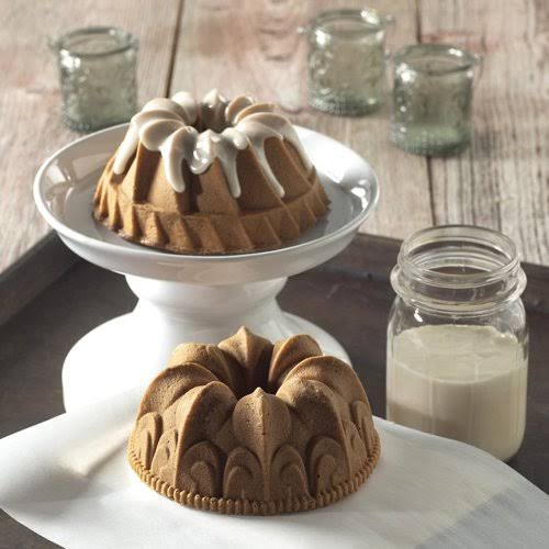Pro-Cast Bundt Duet Pan L914
