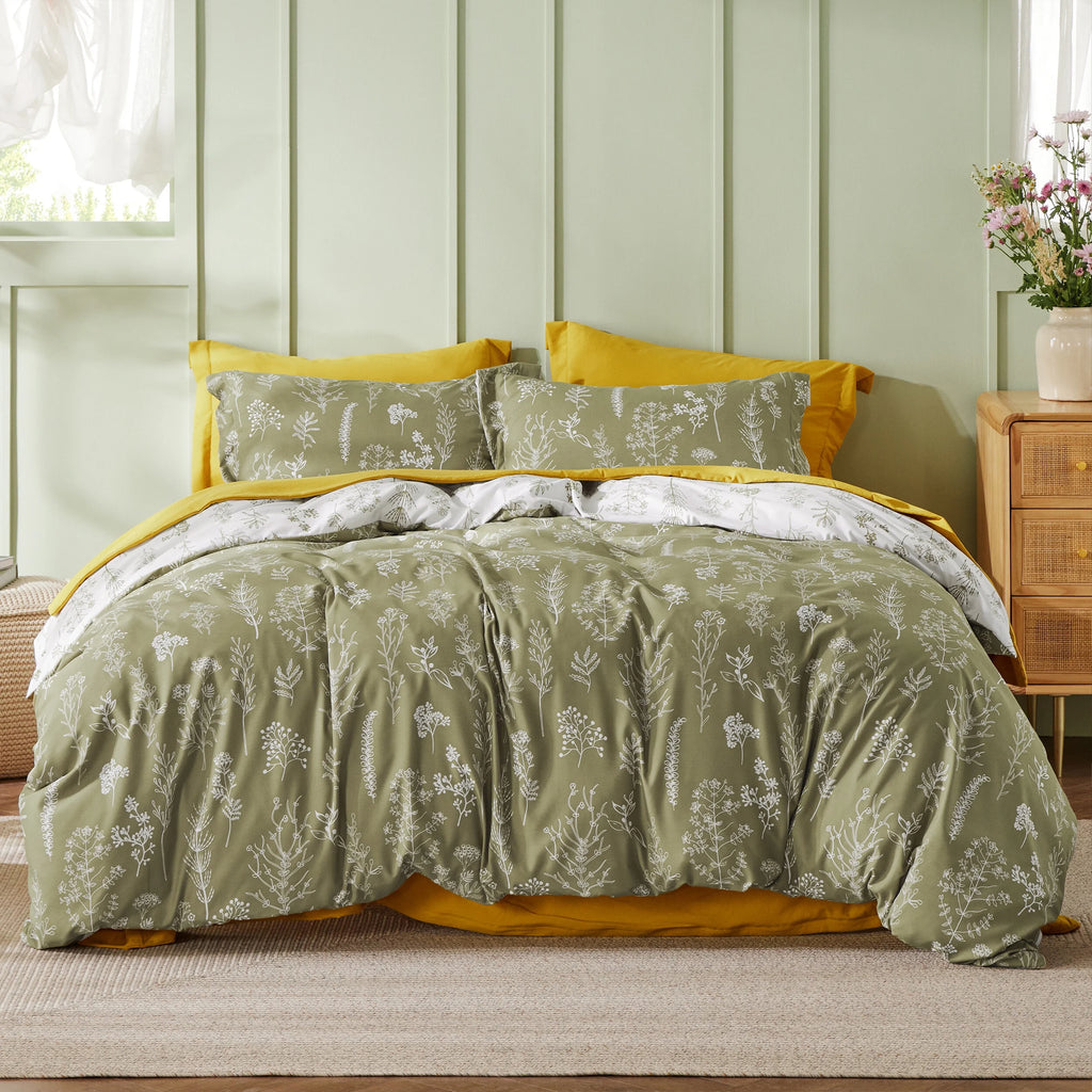 Sage Green Floral Queen Size Comforter Set D586