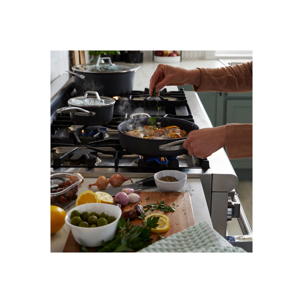 Nonstick 8.5-Quart Dutch Oven with Lid A911