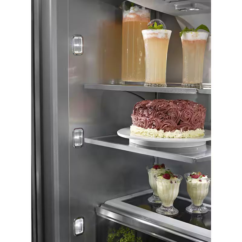 Built-In French Door Refrigerator in Stainless Steel T947510