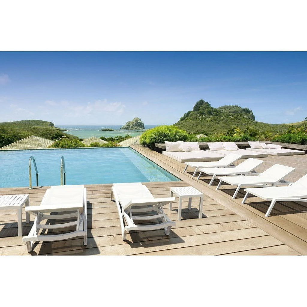 2 Piece White Resin Patio Side Table Set T11709
