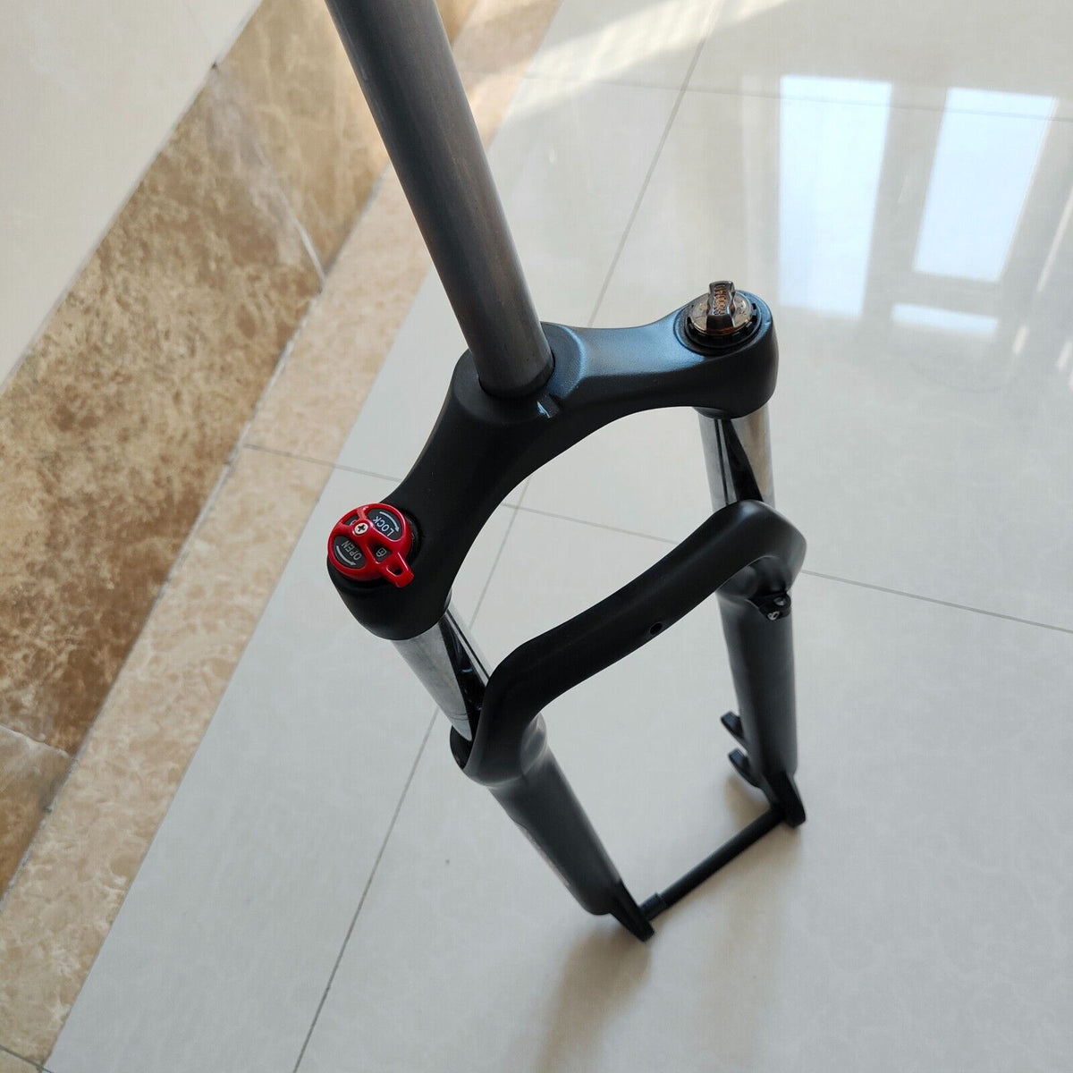 24 inch Bicycle Suspension Fork 4" Fat Tire Disc Brake QR 9mm Manual Lockout L681530