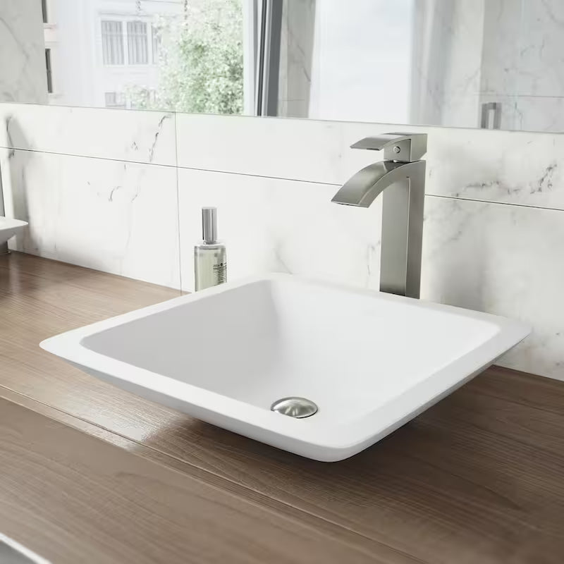 Single Handle Brushed Nickel Bathroom Faucet W638127